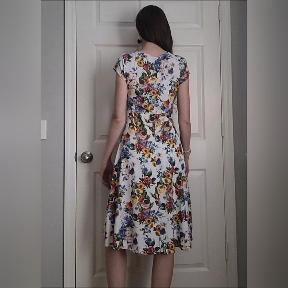 Colorful Floral Midi Vintage Dress from Europe SIZE S - Picture 12 of 14